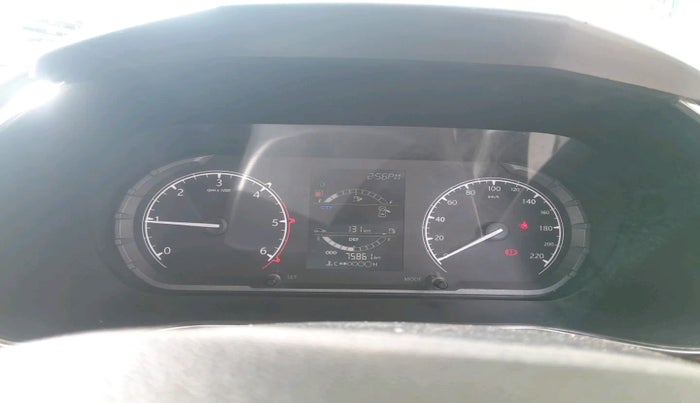 2020 Tata Harrier XT 2.0L KRYOTEC, Diesel, Manual, 78,000 km, interior