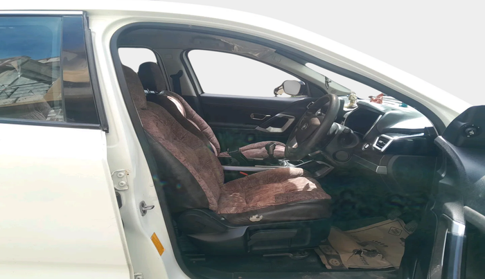 2020 Tata Harrier XT 2.0L KRYOTEC, Diesel, Manual, 78,000 km, interior