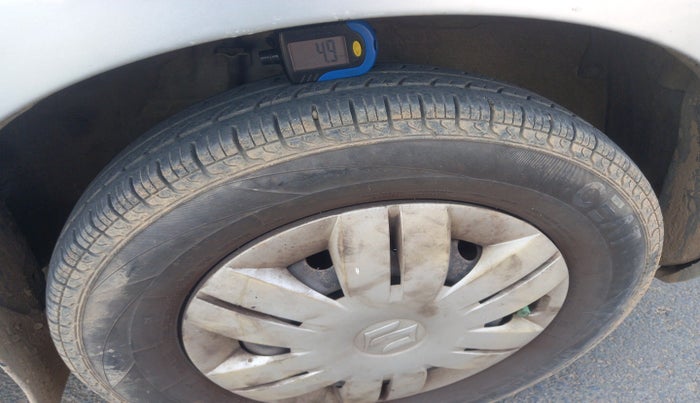 2012 Maruti Alto 800 LXI, Petrol, Manual, 1,39,390 km, tyre