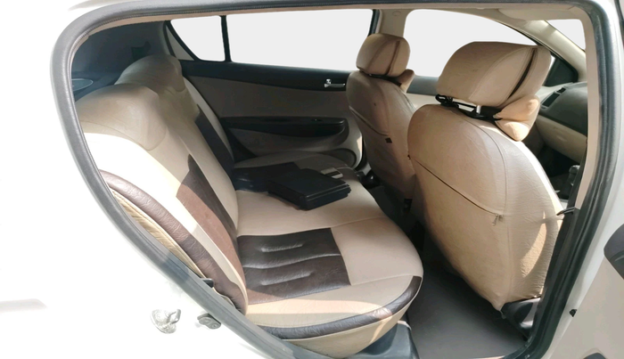 2013 Hyundai i20 MAGNA (O) 1.2, Petrol, Manual, 97,272 km, interior