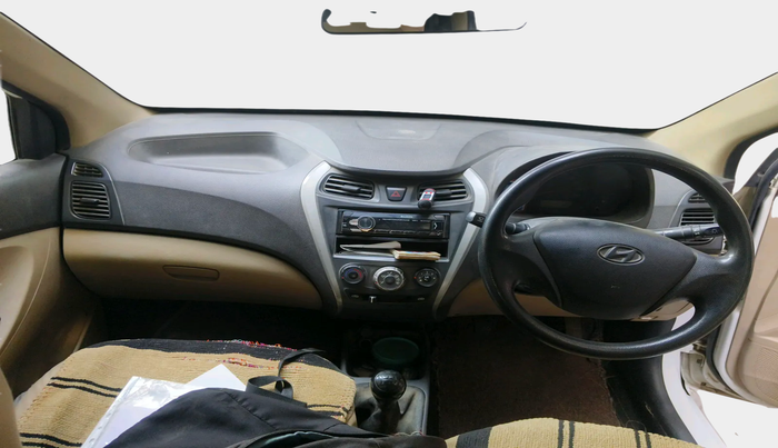 2018 Hyundai Eon 1.0 KAPPA ERA +, Petrol, Manual, 1,03,967 km, interior