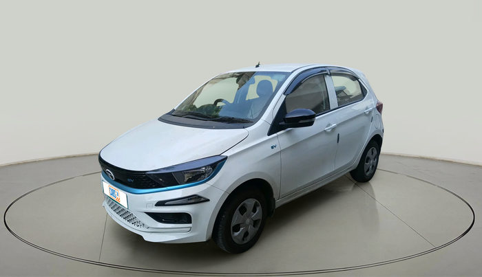 2024 Tata TIAGO EV XT LONG RANGE, Electric, Automatic, 13,563 km, exterior