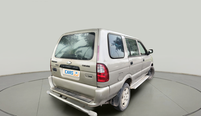 2011 Chevrolet Tavera LS B3 10 STR BS III, Diesel, Manual, 2,64,804 km, exterior