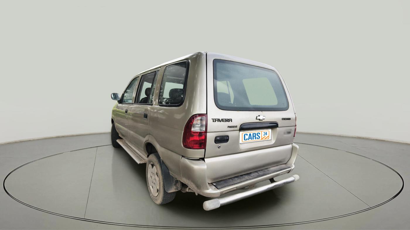 2011 Chevrolet Tavera LS B3 10 STR BS III, Diesel, Manual, 2,64,804 km, exterior