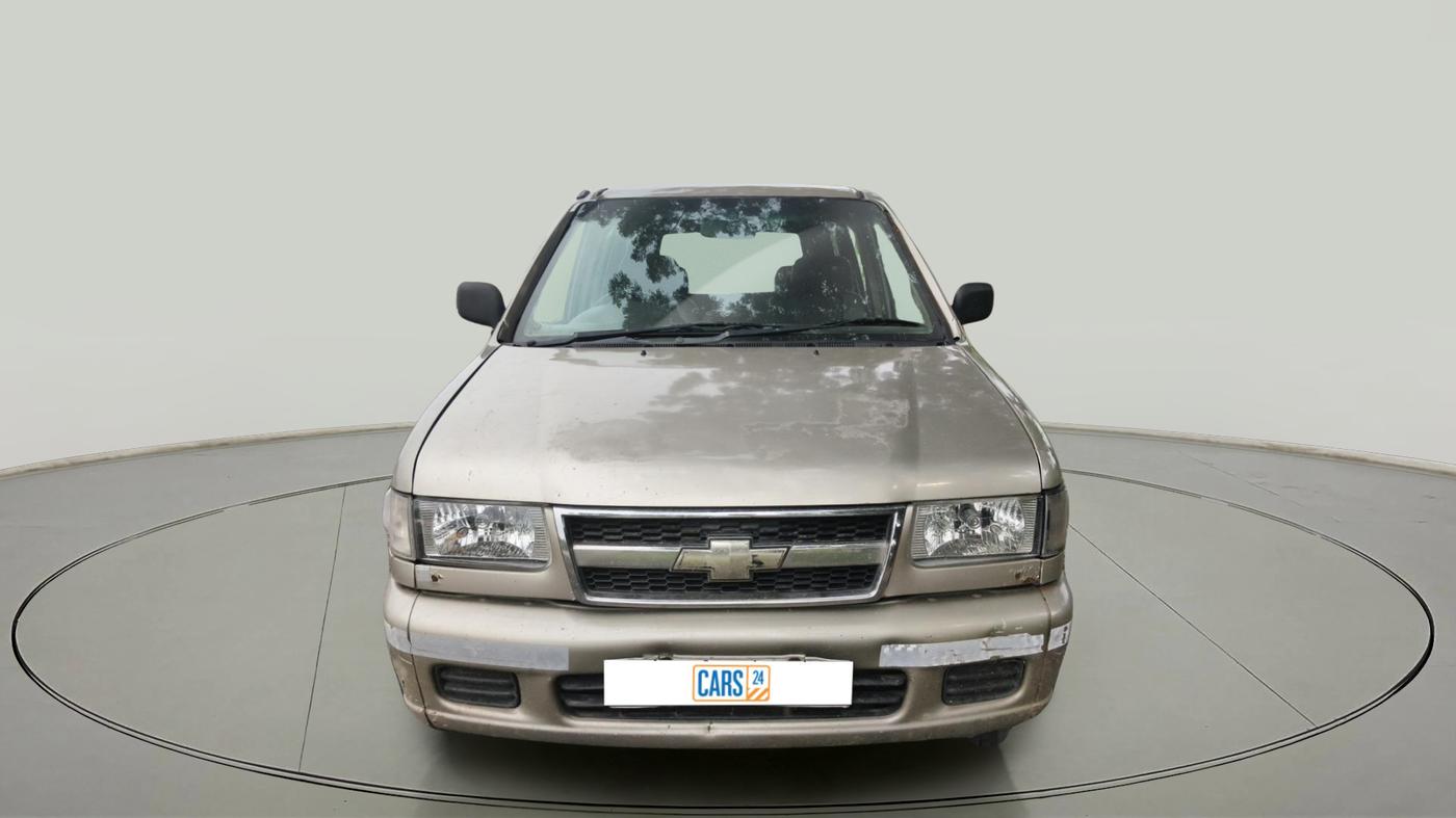 2011 Chevrolet Tavera LS B3 10 STR BS III, Diesel, Manual, 2,64,804 km, exterior