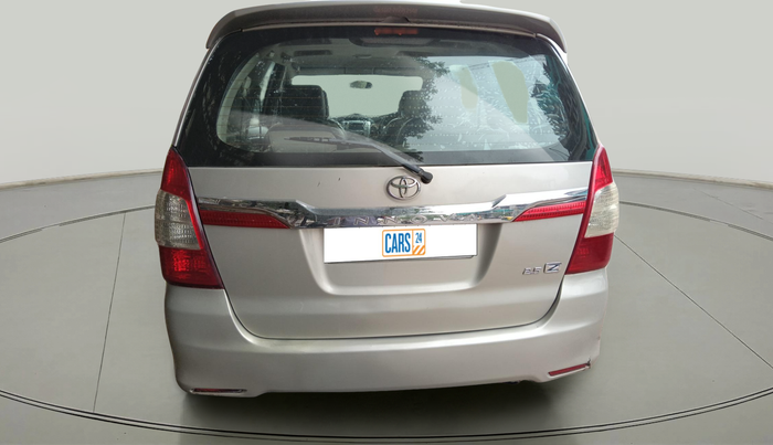 2015 Toyota Innova 2.5 ZX 7 STR, Diesel, Manual, 1,29,719 km, exterior
