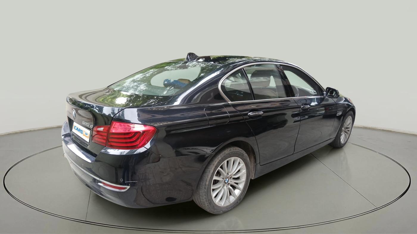 2015 BMW 5 Series 520D LUXURY LINE, Diesel, Automatic, 1,12,813 km, exterior