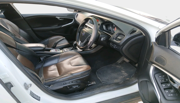 2015 Volvo V40 Cross Country D3, Diesel, Automatic, 76,222 km, interior
