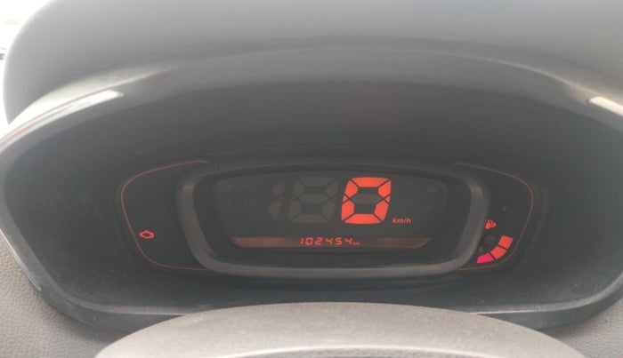 2016 Renault Kwid RXT 0.8, Petrol, Manual, 1,02,454 km, interior