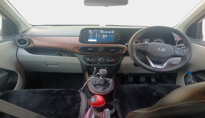 2024 Hyundai AURA SX 1.2 CNG, Petrol, Manual, 16,998 km, interior