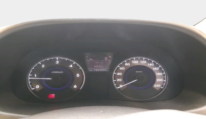 2011 Hyundai Verna FLUIDIC 1.6 CRDI SX OPT, Diesel, Manual, 1,24,200 km, interior