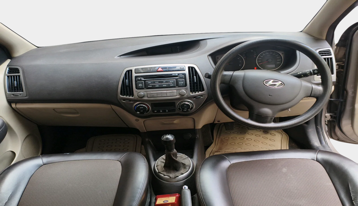 2013 Hyundai i20 MAGNA 1.2, Petrol, Manual, 72,824 km, interior