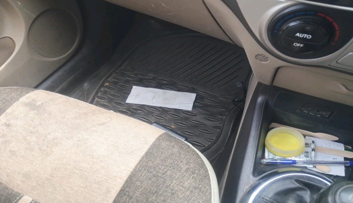 2011 Hyundai i20 MAGNA 1.2, Petrol, Manual, 72,563 km, interior