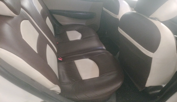 2010 Hyundai i20 SPORTZ (O) 1.2, Petrol, Manual, 86,779 km, interior