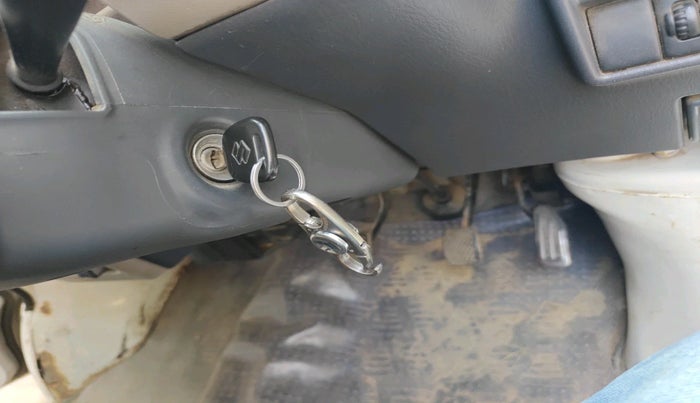 2012 Maruti Eeco 7 STR, Petrol, Manual, 1,10,720 km, interior