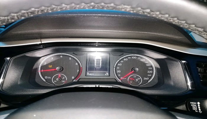 2023 Volkswagen VIRTUS HIGHLINE TSI 1.0 MT, Petrol, Manual, 35,421 km, interior