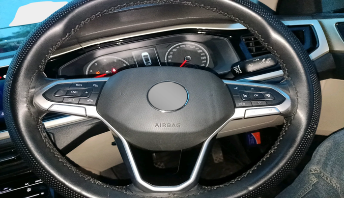 2023 Volkswagen VIRTUS HIGHLINE TSI 1.0 MT, Petrol, Manual, 35,421 km, interior