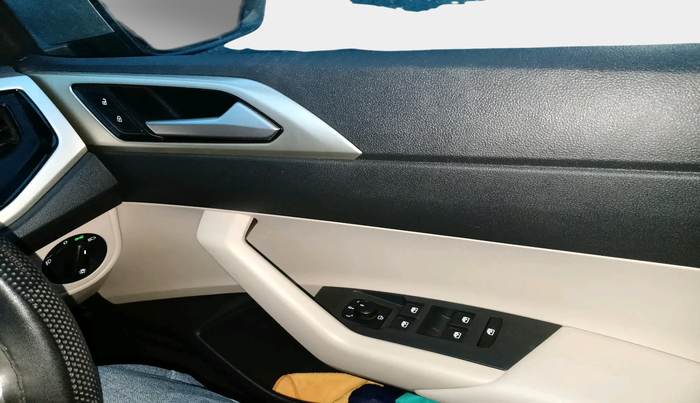 2023 Volkswagen VIRTUS HIGHLINE TSI 1.0 MT, Petrol, Manual, 35,421 km, interior