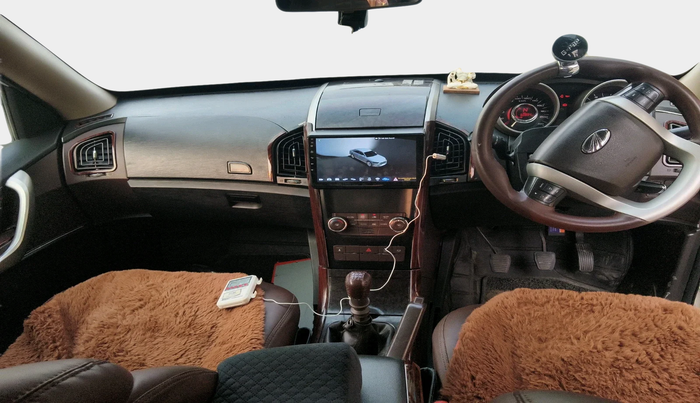 2015 Mahindra XUV500 W6, Diesel, Manual, 60,894 km, interior