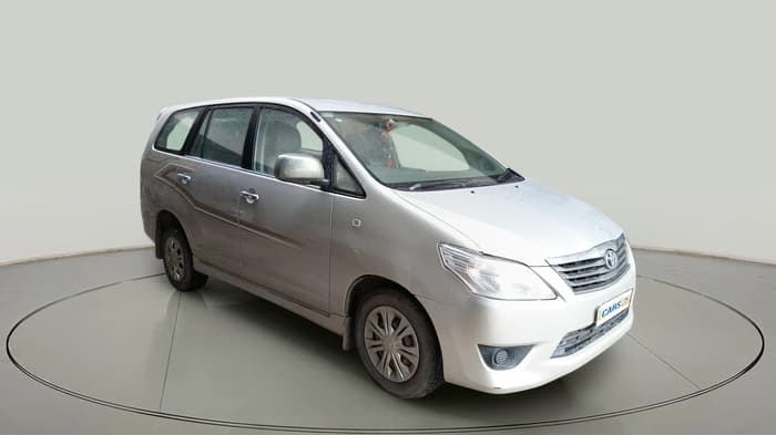 2012 Toyota Innova 2.5 GX 8 STR, Diesel, Manual, 1,76,791 km, exterior