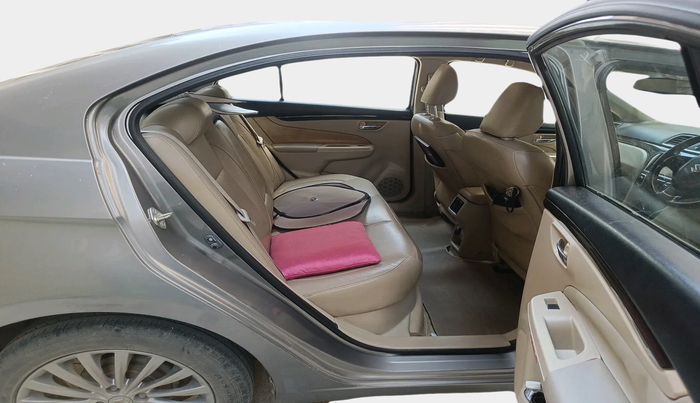 2015 Maruti Ciaz ZXI+, Petrol, Manual, 1,02,313 km, interior