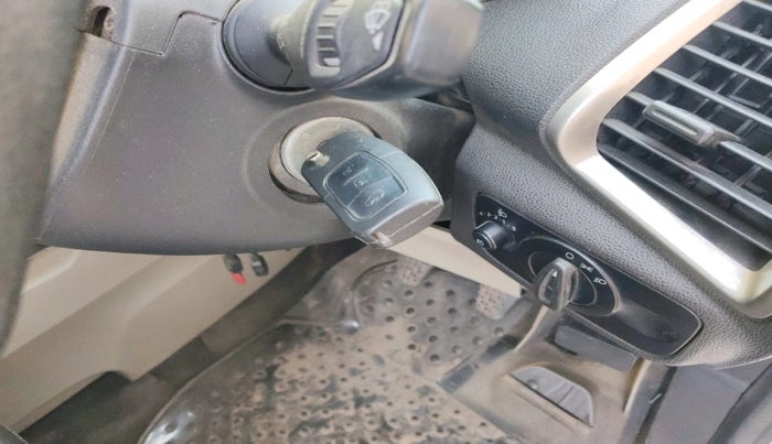 2014 Ford Ecosport TITANIUM 1.5L DIESEL, Diesel, Manual, 1,30,545 km, interior