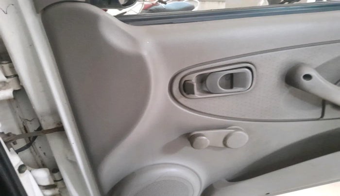 2013 Tata Indica EV2 LS, Diesel, Manual, 1,60,869 km, interior