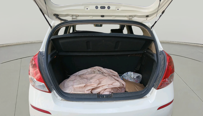 2013 Hyundai i20 MAGNA 1.4 CRDI, Diesel, Manual, 69,403 km, exterior