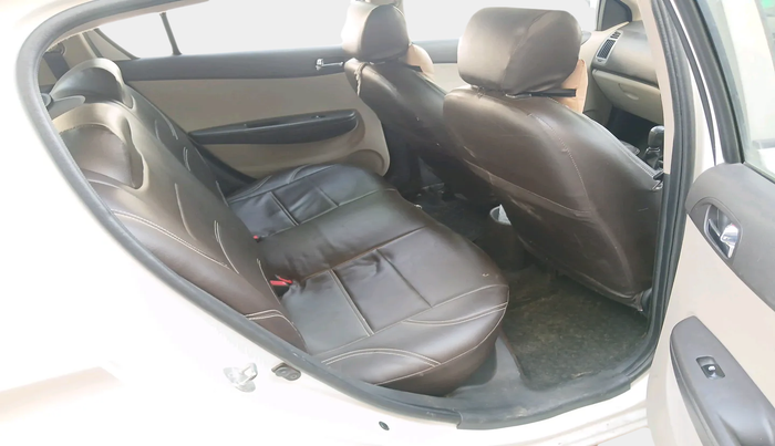 2013 Hyundai i20 MAGNA 1.4 CRDI, Diesel, Manual, 69,403 km, interior