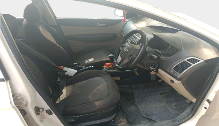 2012 Hyundai i20 SPORTZ 1.2, Petrol, Manual, 99,181 km, interior