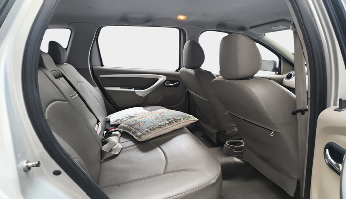 2014 Nissan Terrano XL D PLUS, Diesel, Manual, 1,48,175 km, interior