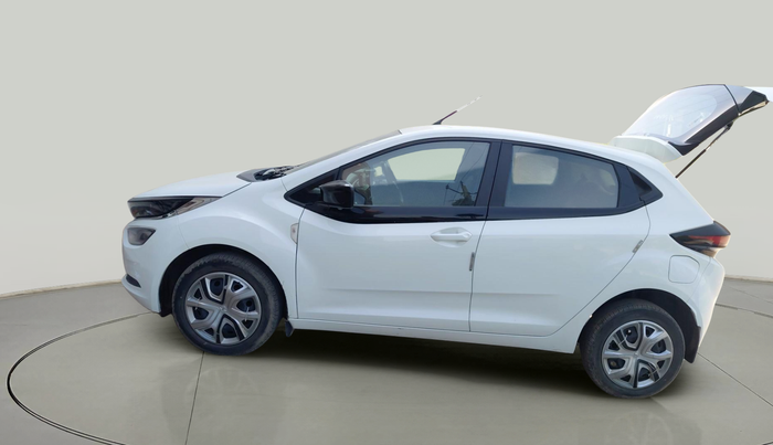 2021 Tata ALTROZ XT PETROL, Petrol, Manual, 43,245 km, exterior