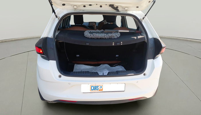 2021 Tata ALTROZ XT PETROL, Petrol, Manual, 43,245 km, exterior