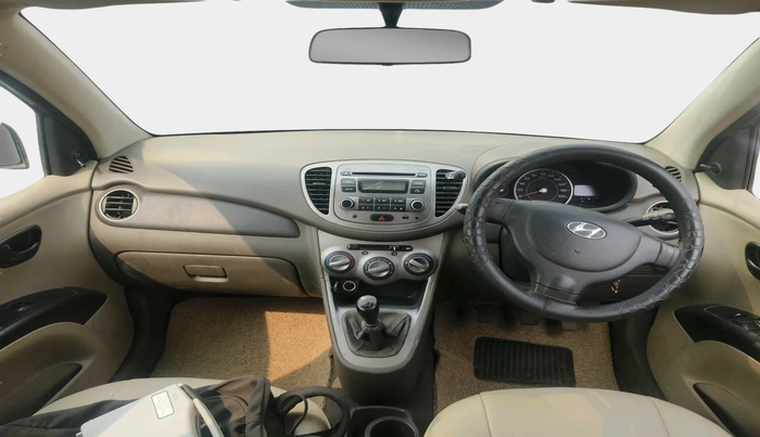 2013 Hyundai i10 MAGNA 1.1, Petrol, Manual, 70,372 km, interior