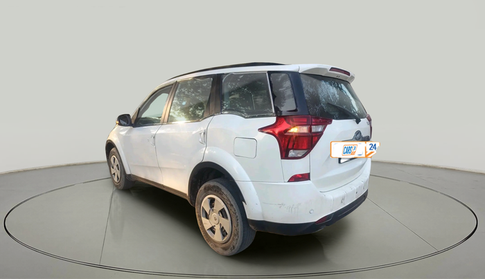 2020 Mahindra XUV500 W7, Diesel, Manual, 60,887 km, exterior