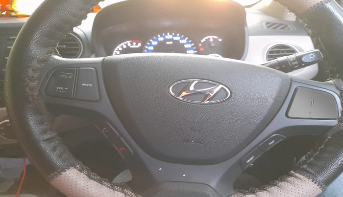 2019 Hyundai Xcent S 1.2, Petrol, Manual, 50,976 km, interior