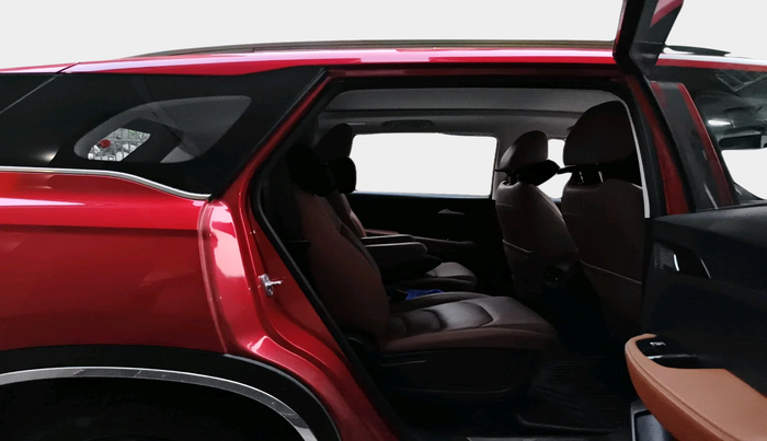 2021 MG HECTOR PLUS SHARP 2.0 DIESEL TURBO MT 6-STR, Diesel, Manual, 29,431 km, interior