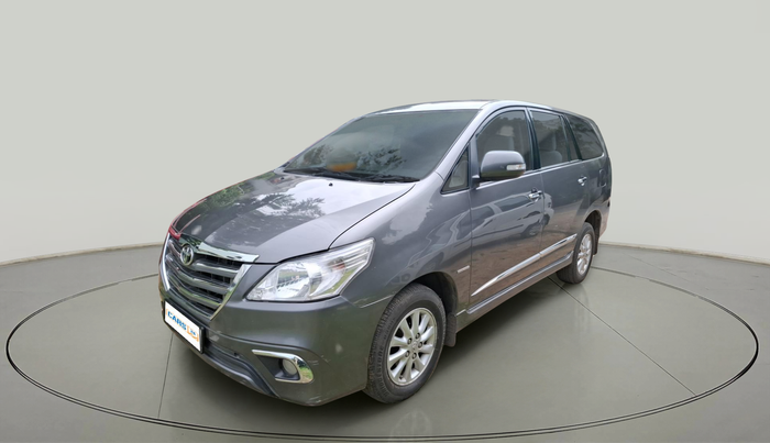 2014 Toyota Innova 2.5 VX 7 STR, Diesel, Manual, 1,31,373 km, exterior