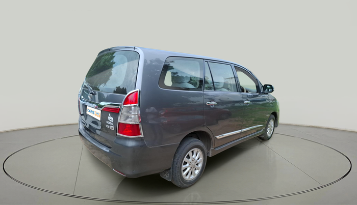 2014 Toyota Innova 2.5 VX 7 STR, Diesel, Manual, 1,31,373 km, exterior