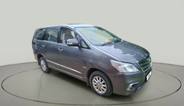 2014 Toyota Innova 2.5 VX 7 STR, Diesel, Manual, 1,31,373 km, exterior