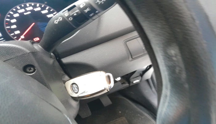 2019 Hyundai Elite i20 SPORTZ PLUS 1.2 DUAL TONE, Petrol, Manual, 22,328 km, interior