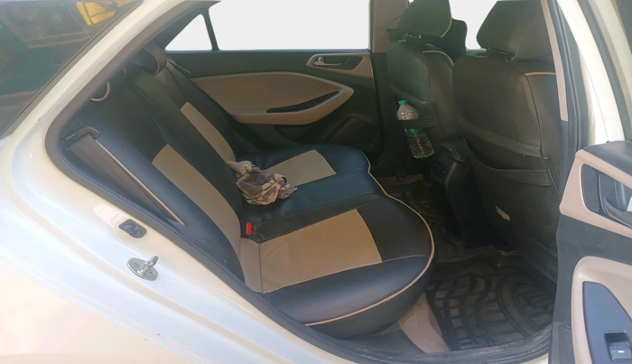 2017 Hyundai Elite i20 ASTA 1.2 (O), Petrol, Manual, 75,072 km, interior