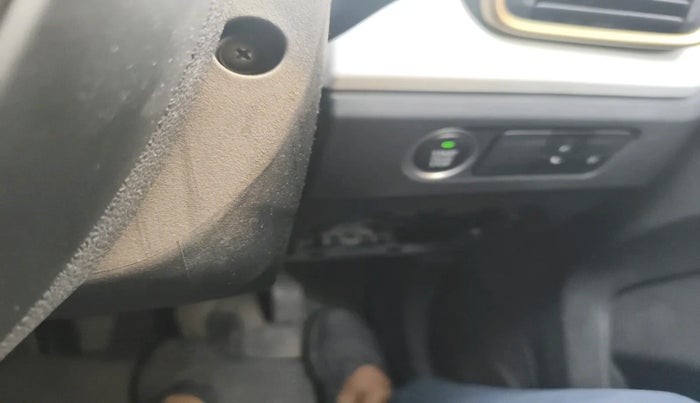 2022 Tata PUNCH ACCOMPLISHED MT, Petrol, Manual, 75,308 km, interior