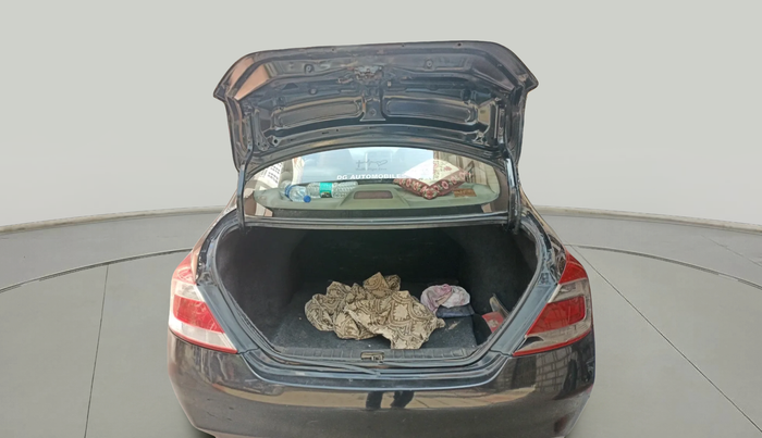 2013 Renault Scala RXZ DIESEL, Diesel, Manual, 1,47,119 km, exterior