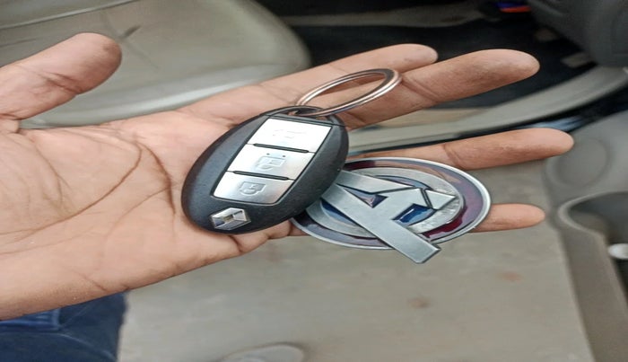 2013 Renault Scala RXZ DIESEL, Diesel, Manual, 1,47,119 km, interior