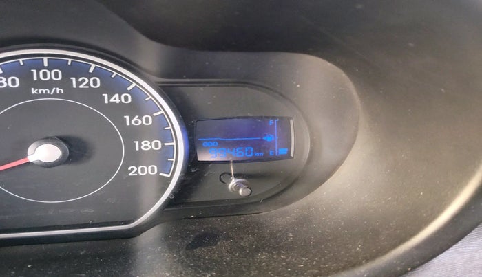 2013 Hyundai i10 MAGNA 1.1, Petrol, Manual, 99,460 km, interior