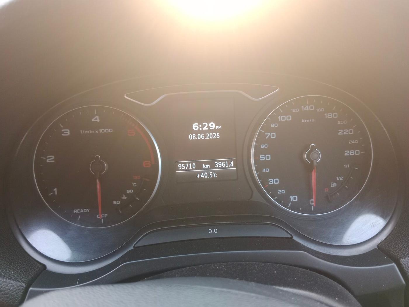 2016 Audi A3 35 TDI PREMIUM SUNROOF, Diesel, Automatic, 95,710 km, interior