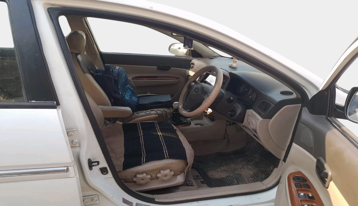 2011 Hyundai Verna TRANSFORM 1.5 CRDI, Diesel, Manual, 1,17,166 km, interior