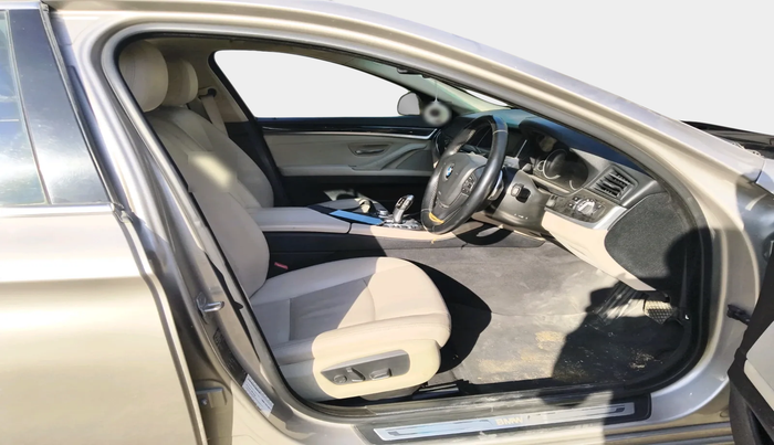 2013 BMW 5 Series 520D 2.0, Diesel, Automatic, 28,466 km, interior