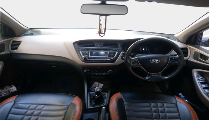 2015 Hyundai Elite i20 ASTA 1.4 CRDI, Diesel, Manual, 1,08,874 km, interior